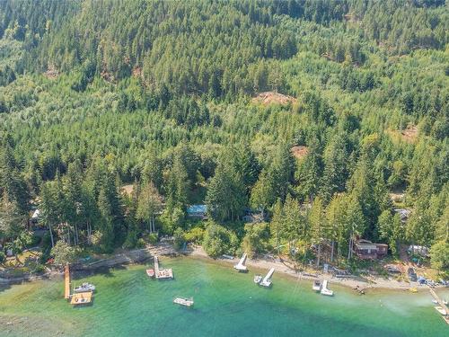 2308 South Lake Rd, Qualicum Beach, BC 