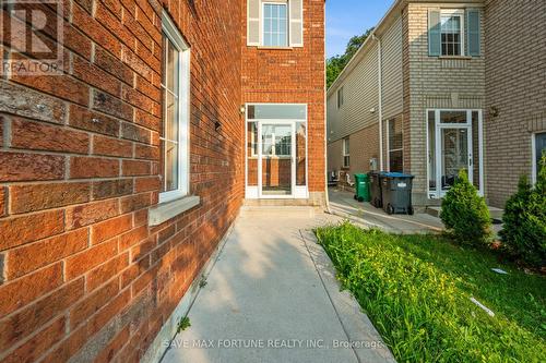 80 Bunchberry Way, Brampton (Sandringham-Wellington), ON - Outdoor With Exterior