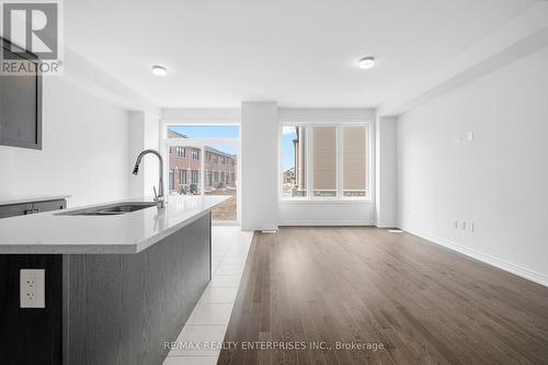 51 Milady Crescent, Barrie (Painswick South), ON - Indoor Photo Showing Kitchen With Double Sink