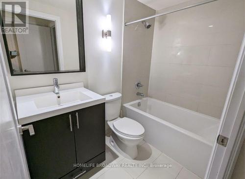 506 - 18 Graydon Hall Drive, Toronto (Parkwoods-Donalda), ON - Indoor Photo Showing Bathroom