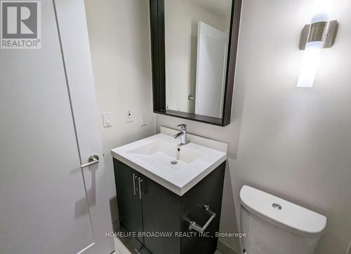 506 - 18 Graydon Hall Drive, Toronto (Parkwoods-Donalda), ON - Indoor Photo Showing Bathroom