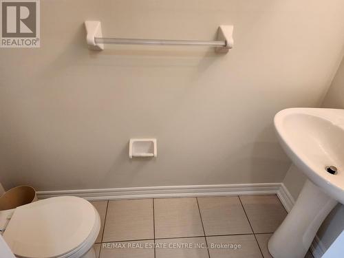 35 Sea Drifter Crescent, Brampton, ON - Indoor Photo Showing Bathroom