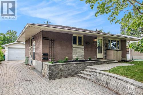 2529 Roman Avenue, Ottawa, ON - Outdoor