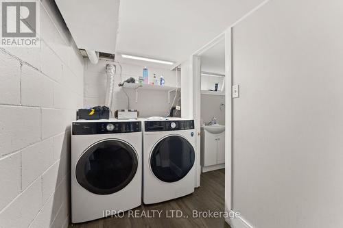 2504 Askin Avenue, Windsor, ON - Indoor Photo Showing Laundry Room