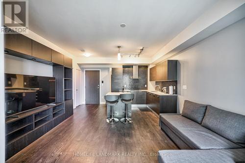 3004 - 9 Bogert Avenue, Toronto (Lansing-Westgate), ON - Indoor Photo Showing Living Room