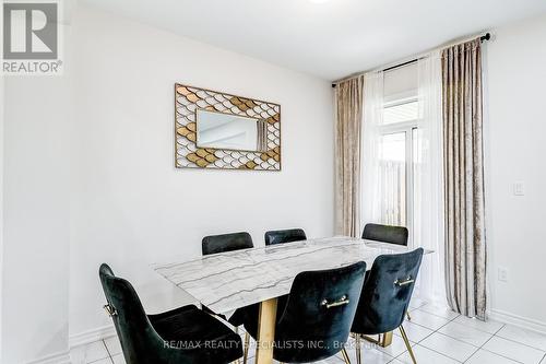 90 Ferragine Crescent, Bradford West Gwillimbury, ON - Indoor Photo Showing Dining Room