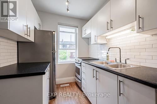 289 Old Weston Road, Toronto (Weston-Pellam Park), ON - Indoor Photo Showing Kitchen With Double Sink With Upgraded Kitchen