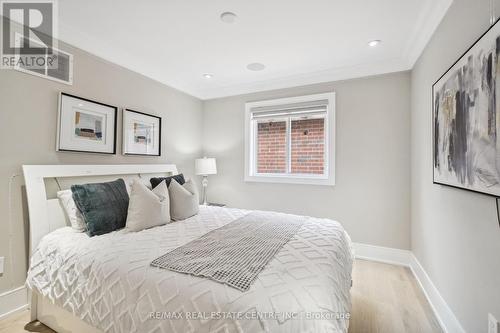 12 Ferncroft Place, Brampton (Fletcher'S Meadow), ON - Indoor Photo Showing Bedroom