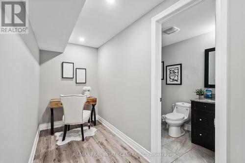 12 Ferncroft Place, Brampton (Fletcher'S Meadow), ON - Indoor Photo Showing Bathroom