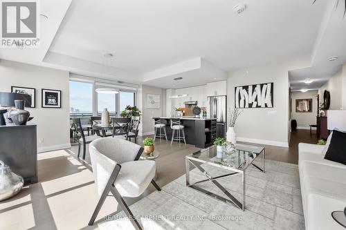 1508 - 2025 Maria Street, Burlington (Brant), ON - Indoor Photo Showing Living Room