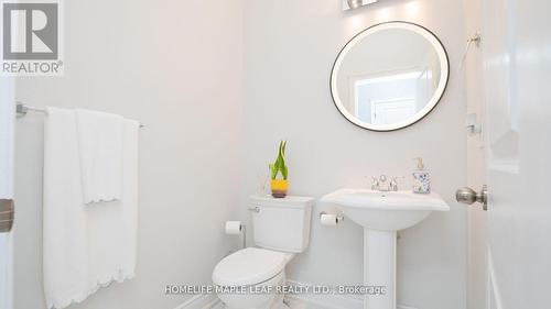 44 Eaglesprings Crescent, Brampton (Bram East), ON - Indoor Photo Showing Bathroom