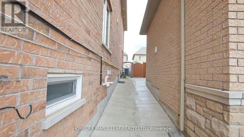 44 Eaglesprings Crescent, Brampton (Bram East), ON - Indoor Photo Showing Other Room