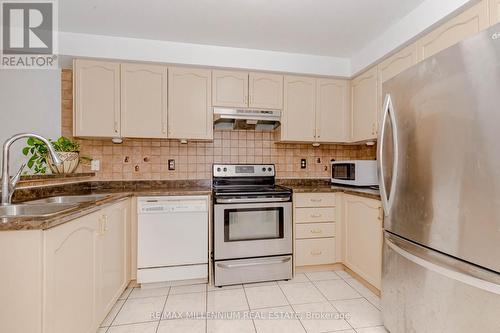 3256 Camberwell Drive, Mississauga (Churchill Meadows), ON - Indoor Photo Showing Kitchen With Double Sink