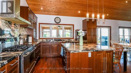 65 Big Sound Road, Mcdougall, ON - Indoor Photo Showing Kitchen With Upgraded Kitchen