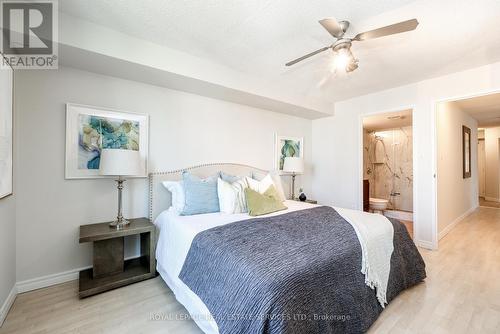 1625 - 77 Maitland Place, Toronto (Cabbagetown-South St. James Town), ON - Indoor Photo Showing Bedroom