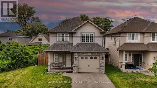 17 Lagoon Avenue, Hamilton (Hamilton Beach), ON - Outdoor With Facade