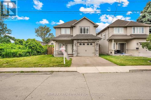 17 Lagoon Avenue, Hamilton (Hamilton Beach), ON - Outdoor With Facade