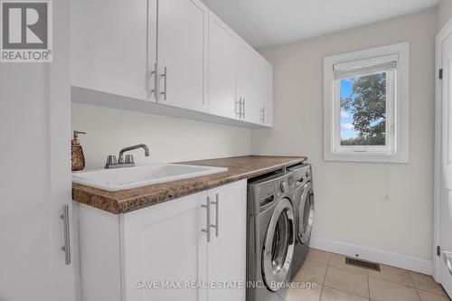 17 Lagoon Avenue, Hamilton (Hamilton Beach), ON - Indoor Photo Showing Laundry Room