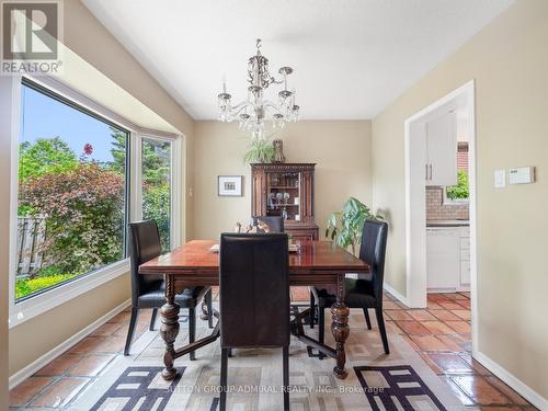 172 Spruce Street, Aurora (Aurora Village), ON - Indoor Photo Showing Dining Room