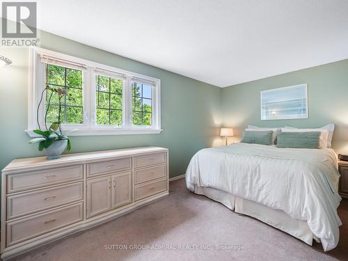 172 Spruce Street, Aurora (Aurora Village), ON - Indoor Photo Showing Bedroom