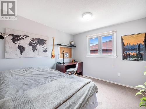 172 Spruce Street, Aurora (Aurora Village), ON - Indoor Photo Showing Bedroom