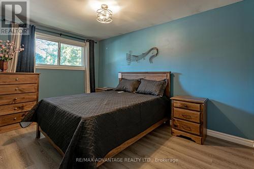 1156 Lancaster Street, London, ON - Indoor Photo Showing Bedroom