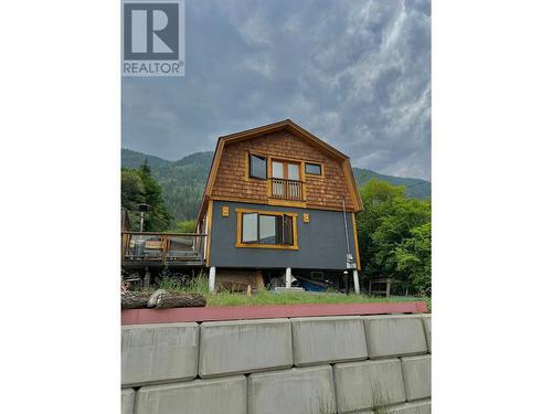 665 Gagne  Road, Nelson, BC - Outdoor