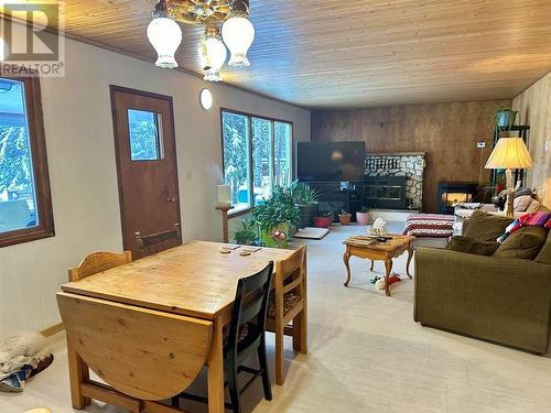 4040 Gill Place, Cluculz Lake, BC - Indoor With Fireplace