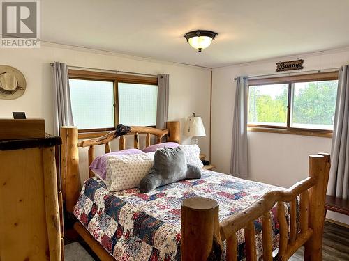 4040 Gill Place, Cluculz Lake, BC - Indoor Photo Showing Bedroom