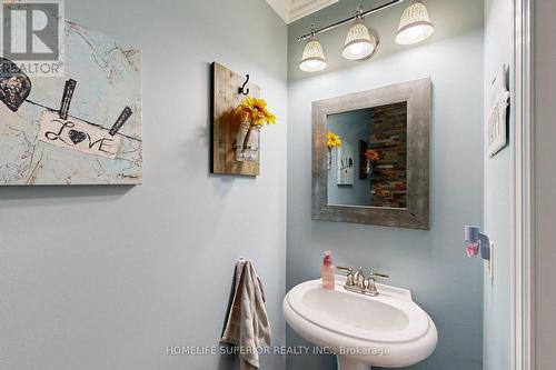 4568 Paynes Crescent, Clarington, ON - Indoor Photo Showing Bathroom