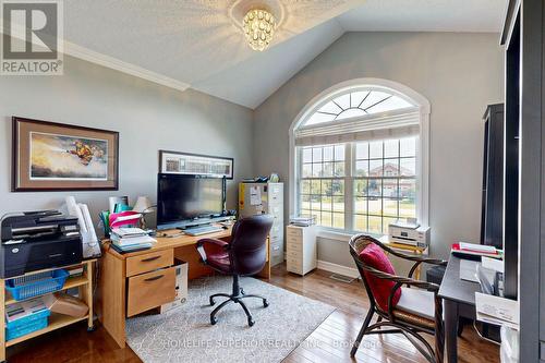 4568 Paynes Crescent, Clarington, ON - Indoor Photo Showing Office