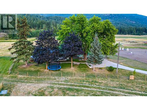 553 Salmon River Road, Salmon Arm, BC 