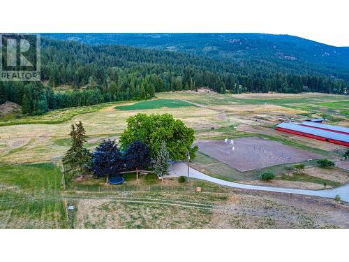 553 Salmon River Road, Salmon Arm, BC 