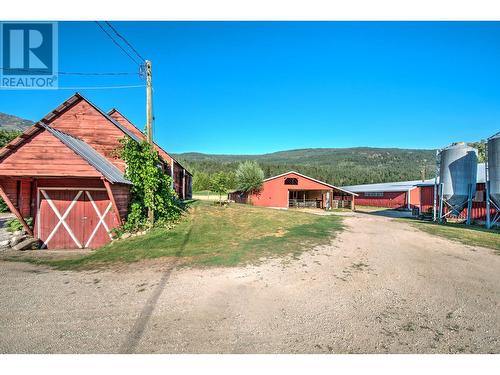 553 Salmon River Road, Salmon Arm, BC 