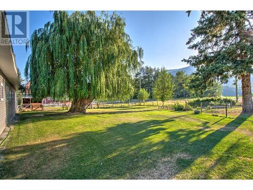 553 Salmon River Road, Salmon Arm, BC 