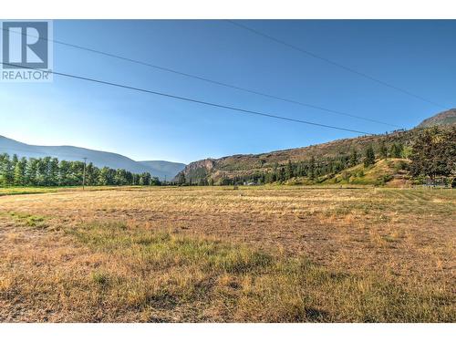 553 Salmon River Road, Salmon Arm, BC 