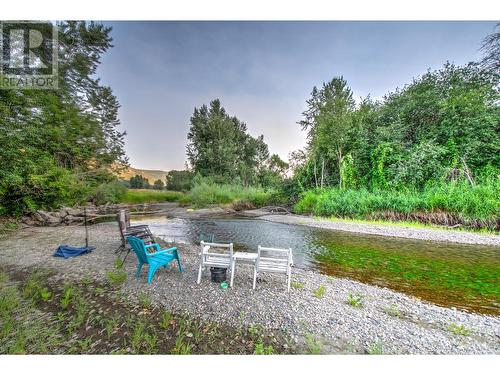 553 Salmon River Road, Salmon Arm, BC 