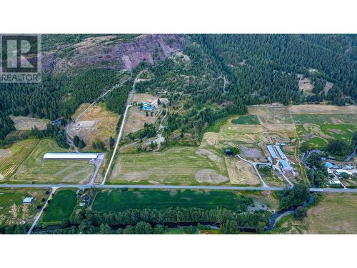 553 Salmon River Road, Salmon Arm, BC 