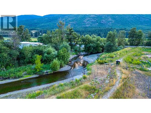 553 Salmon River Road, Salmon Arm, BC 