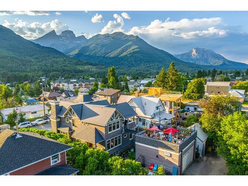 622 5Th Avenue, Fernie, BC - Outdoor With View