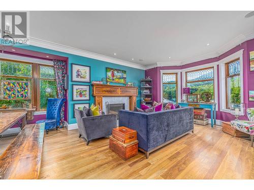 622 5Th Avenue, Fernie, BC - Indoor Photo Showing Living Room With Fireplace