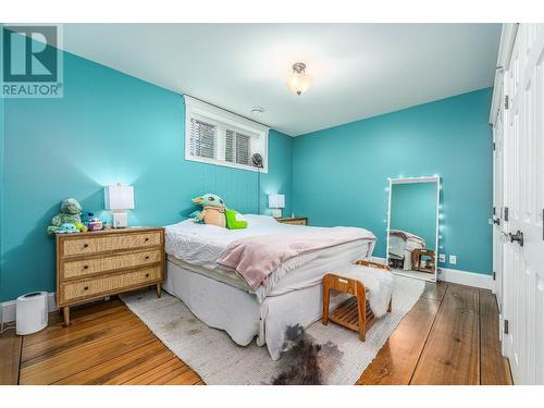 622 5Th Avenue, Fernie, BC - Indoor Photo Showing Bedroom