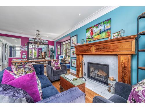 622 5Th Avenue, Fernie, BC - Indoor Photo Showing Living Room With Fireplace