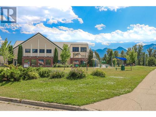 622 5Th Avenue, Fernie, BC - Outdoor