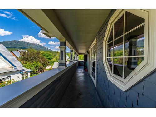 622 5Th Avenue, Fernie, BC - Outdoor With Deck Patio Veranda With Exterior