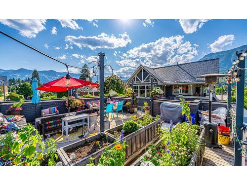 622 5Th Avenue, Fernie, BC - Outdoor With Deck Patio Veranda