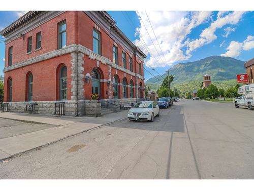 622 5Th Avenue, Fernie, BC - Outdoor