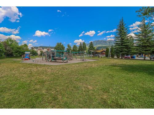 622 5Th Avenue, Fernie, BC - Outdoor With View