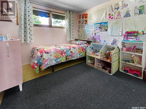 1147 Sidney Street E, Swift Current, SK - Indoor Photo Showing Bedroom