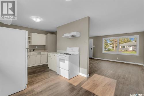 233 U Avenue N, Saskatoon, SK - Indoor Photo Showing Kitchen